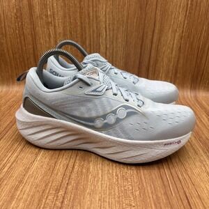 Saucony Triumph 22 Running Shoes Vapor Moon Women's Size 7.5 S10964-246 sneakers